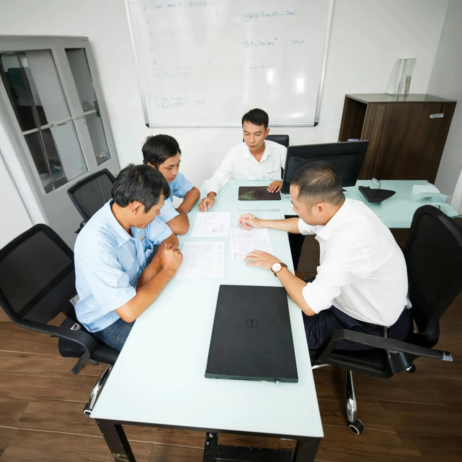 HR Services at Meera Consulting